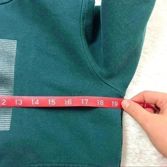 Under Armour Threadborne Green $ Black Pullover Hooded Sweatshirt Size XS - Picture 15 of 15